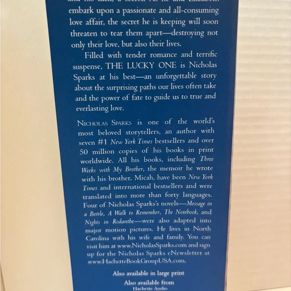 The Lucky One by Nicholas Sparks Hardcover - Picture 4 of 7